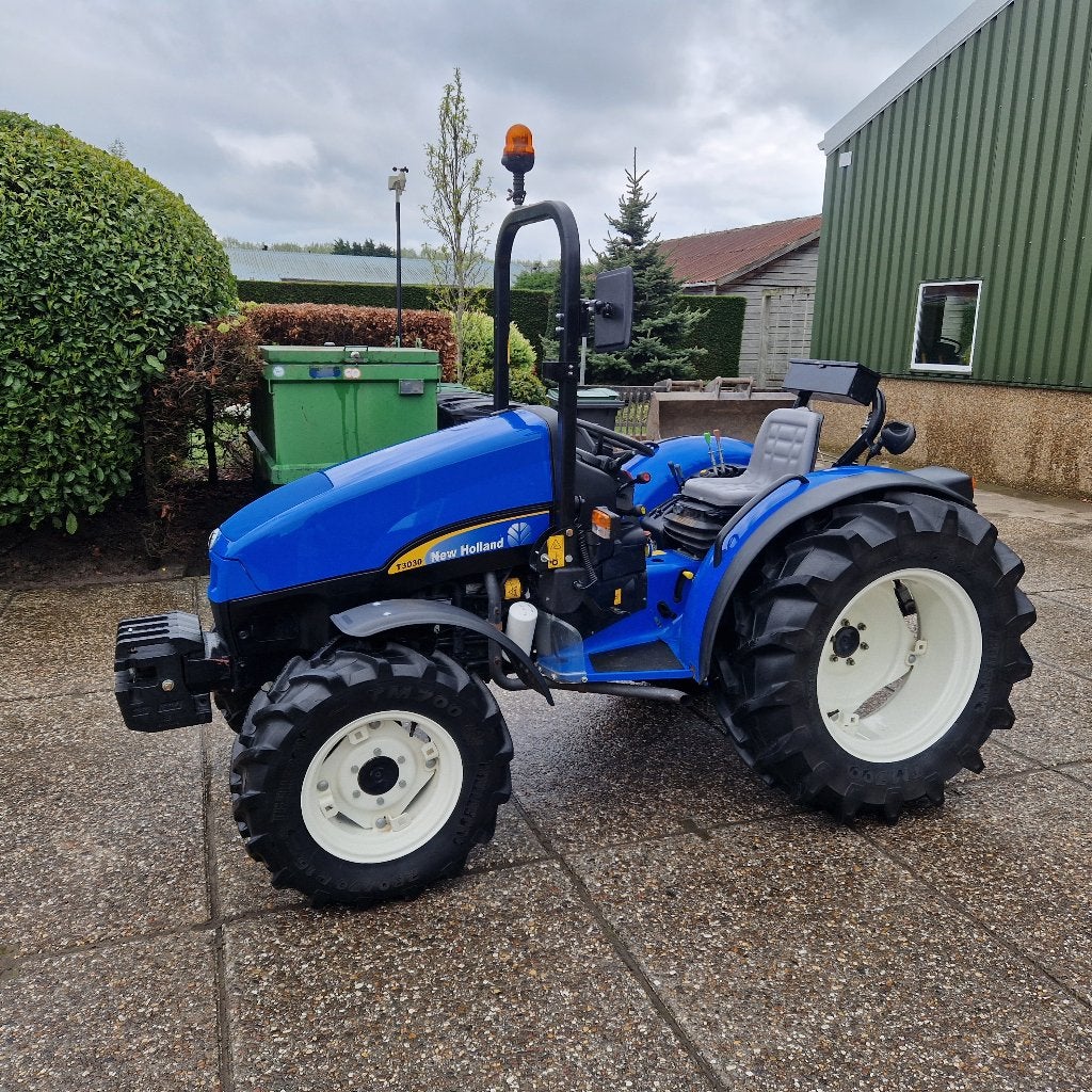New holland 3030 4wd. Trekker. Tractor, Zakelijke goederen, Ophalen, New Holland, Tot 2500