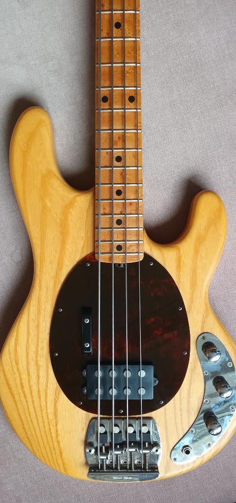 Musicman Stingray, Musique & Instruments, Enlèvement, Comme neuf, Électrique