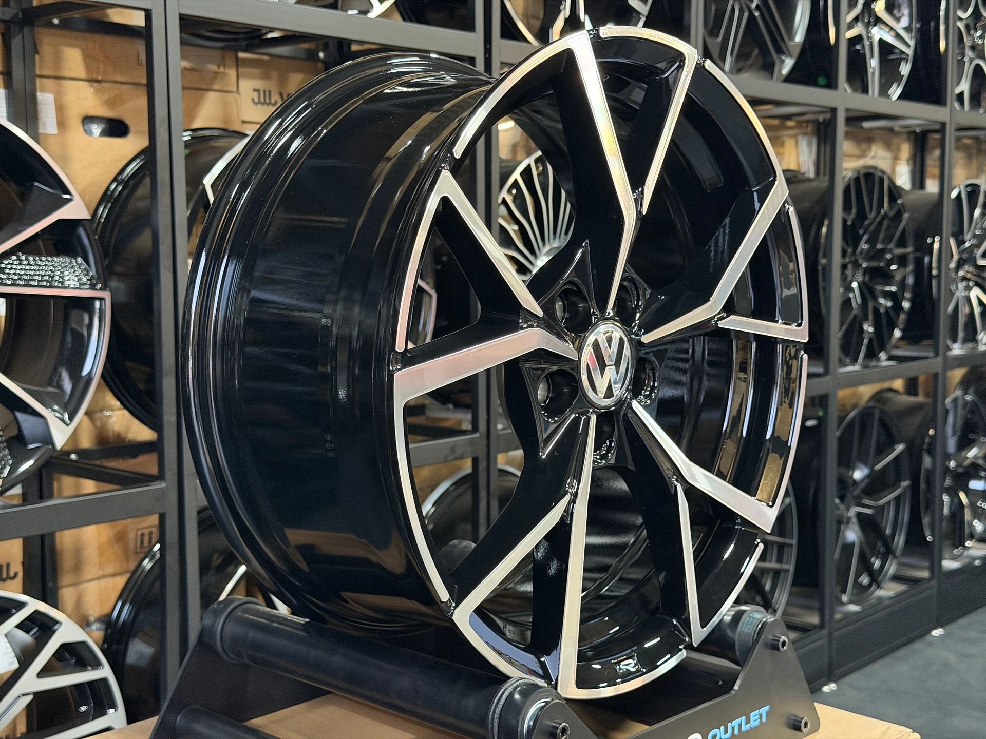17'' VW ESTORIL R LOGO 5X100 Polo 6R 2G Audi A1 TAIGO T-CROS, Auto-onderdelen, Velg(en), -, -, Nieuw