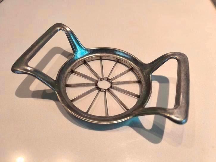 Vintage appelverdeler, jaren 50, Antiquités & Art, Antiquités | Ustensiles de cuisine, Enlèvement ou Envoi