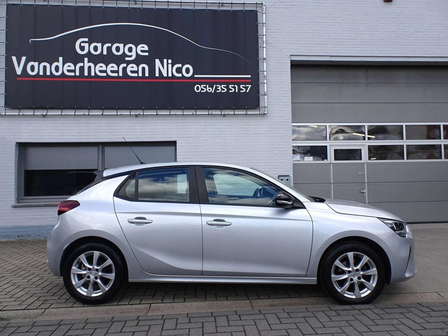 Opel Corsa 1.2i 5d. Edition CAMERA,CARPLAY,NAVI,CRUISE,BLUET, Auto's, Opel, Stof, 1199 cc, Bedrijf, 5 deurs