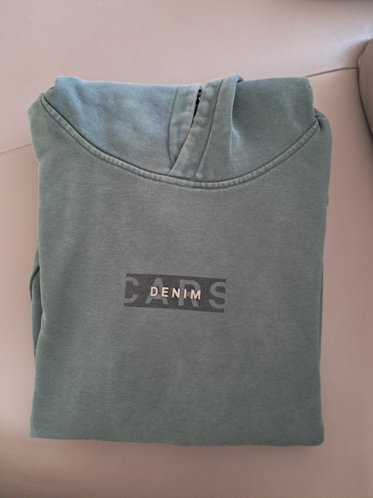 sweater / hoodie Cars 16j, Kinderen en Baby's, Kinderkleding | Maat 176, Ophalen, Gebruikt, Trui of Vest, Jongen