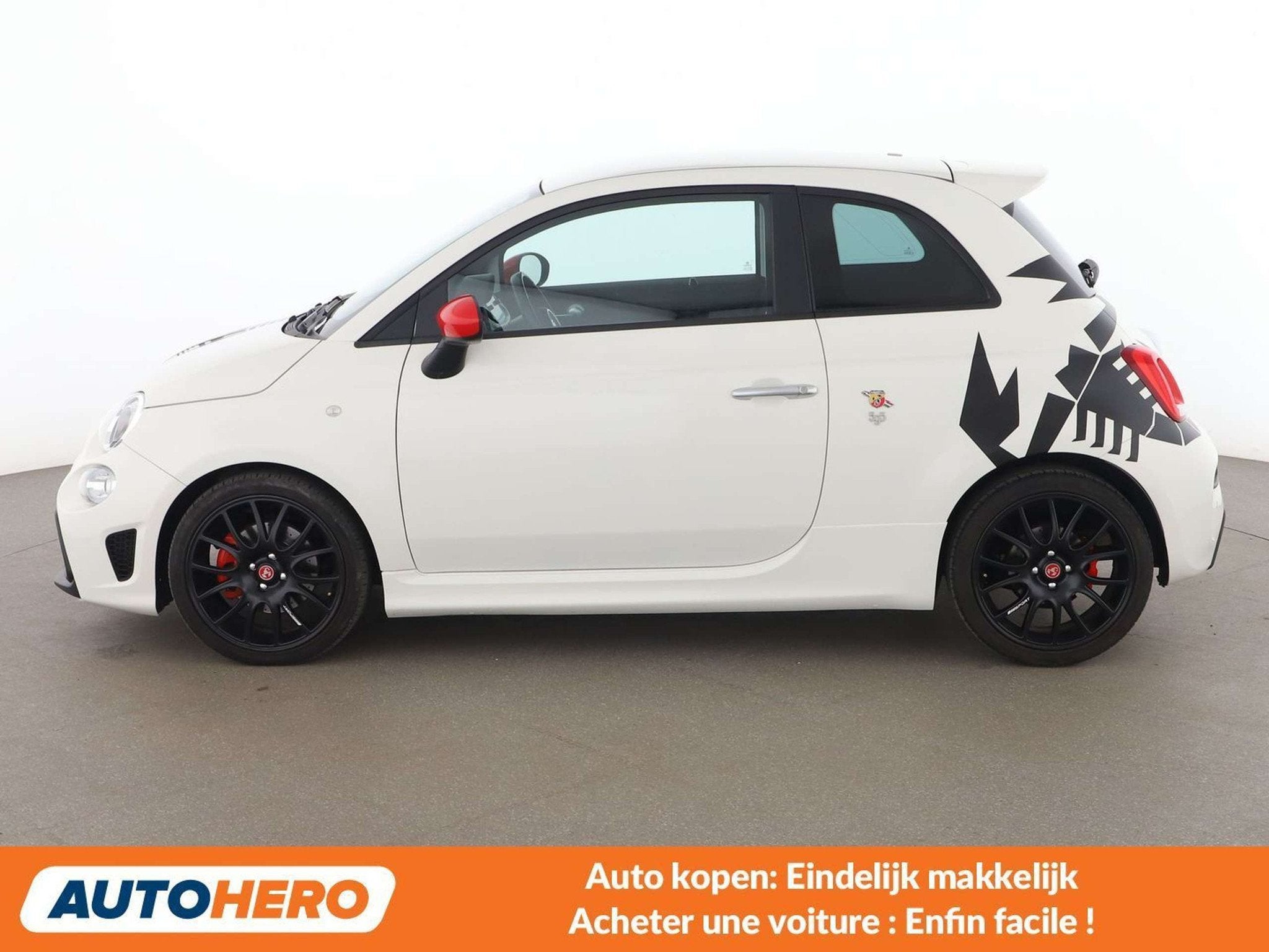 Abarth 595 1.4 Pista (bj 2021), Auto's, Abarth, 4 zetels, Stof, Gebruikt, Wit