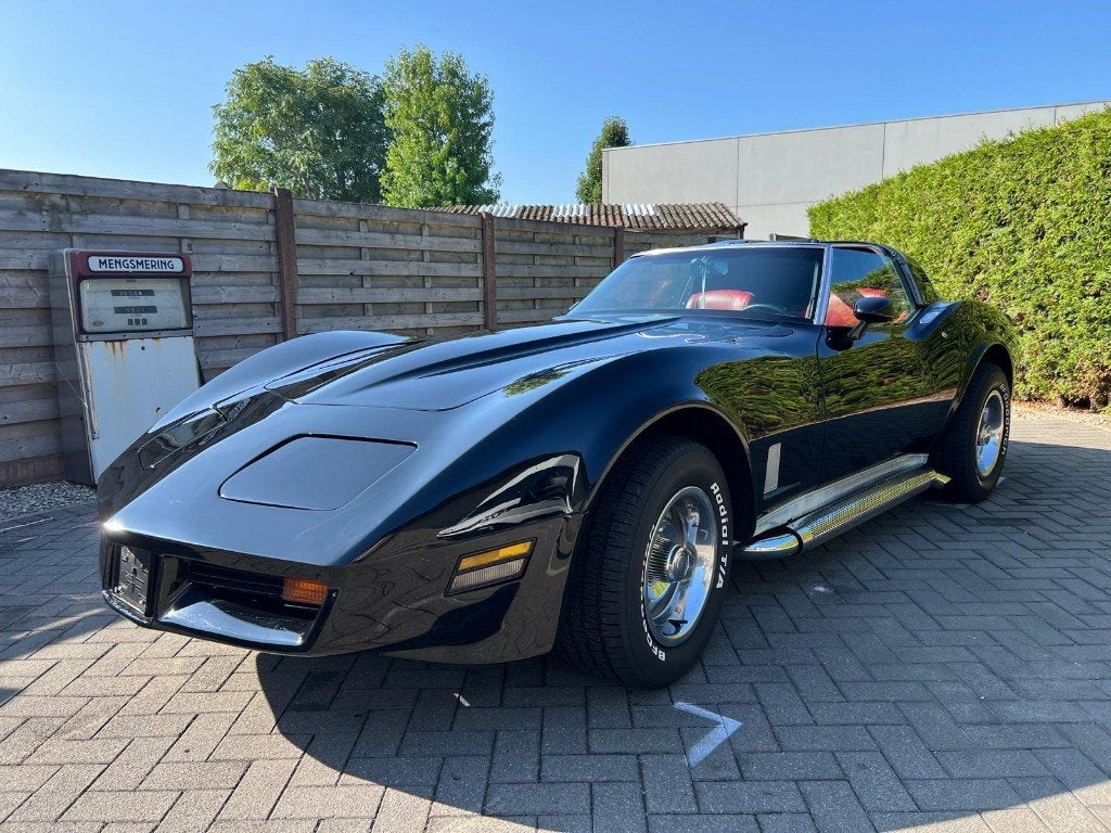 Chevrolet Corvette C3 V8, Autos, Oldtimers & Ancêtres, Cuir, Achat, Entreprise, Chevrolet