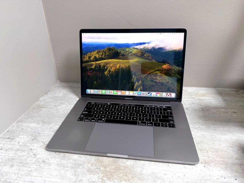 MacBook Pro 15" 2018 - i7 6-core - 32GB RAM - 256GB SSD, 256 GB, MacBook, Utilisé, 15 pouces