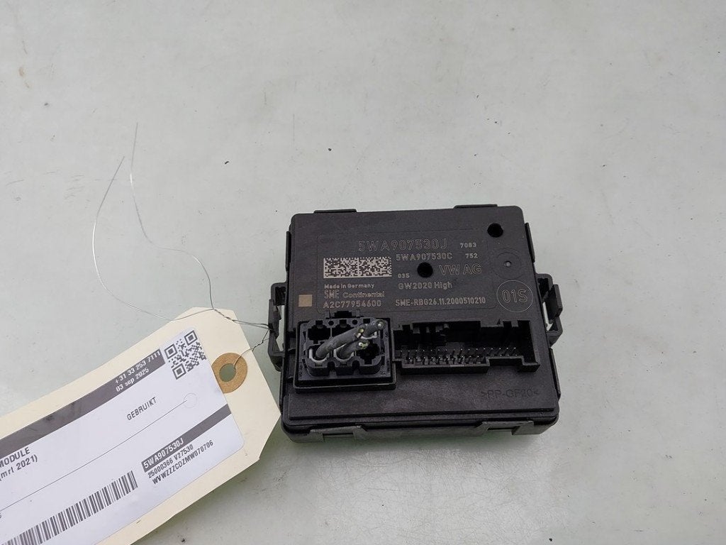 GATEWAY MODULE Golf VIII (CD1) (|5WA907530E|5WA907530J|), Utilisé, Volkswagen