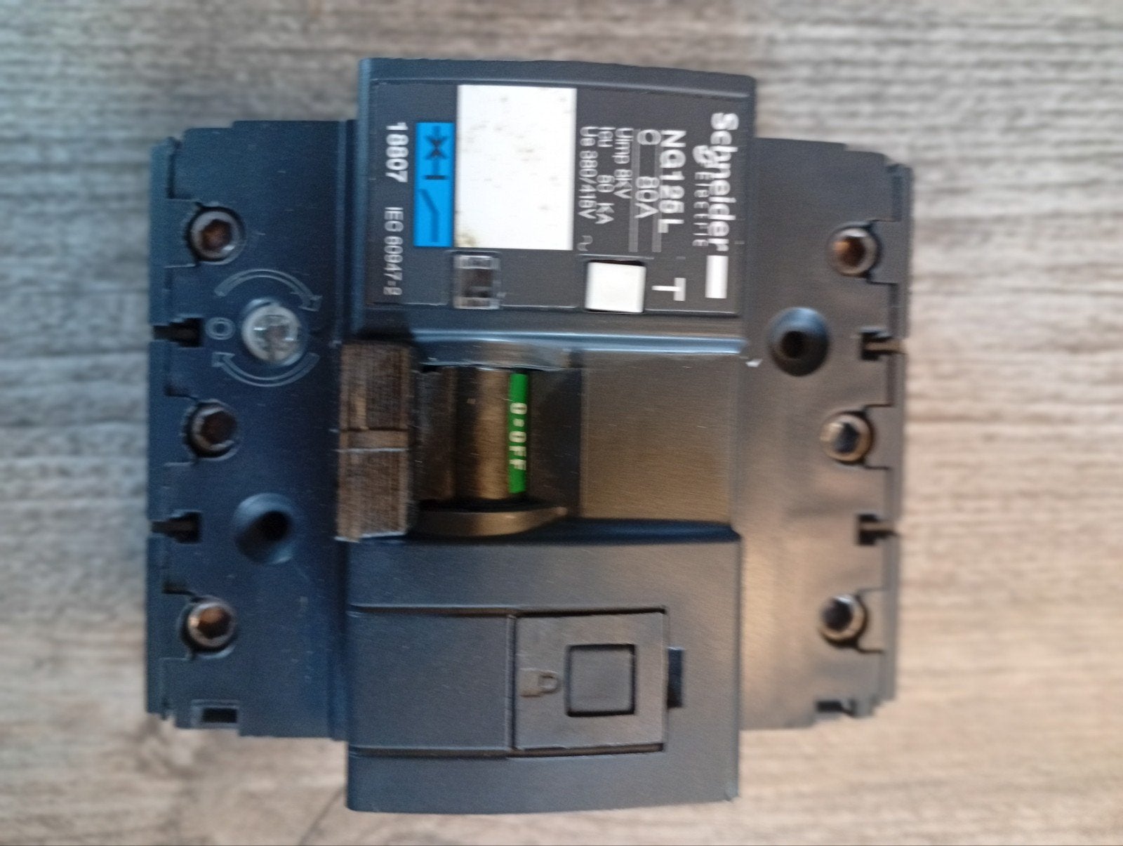 Disjoncteur Schneider / Merlin Gerin NG125L 3P 80A Courbe C, Bricolage & Construction, Électricité & Câbles, Enlèvement ou Envoi