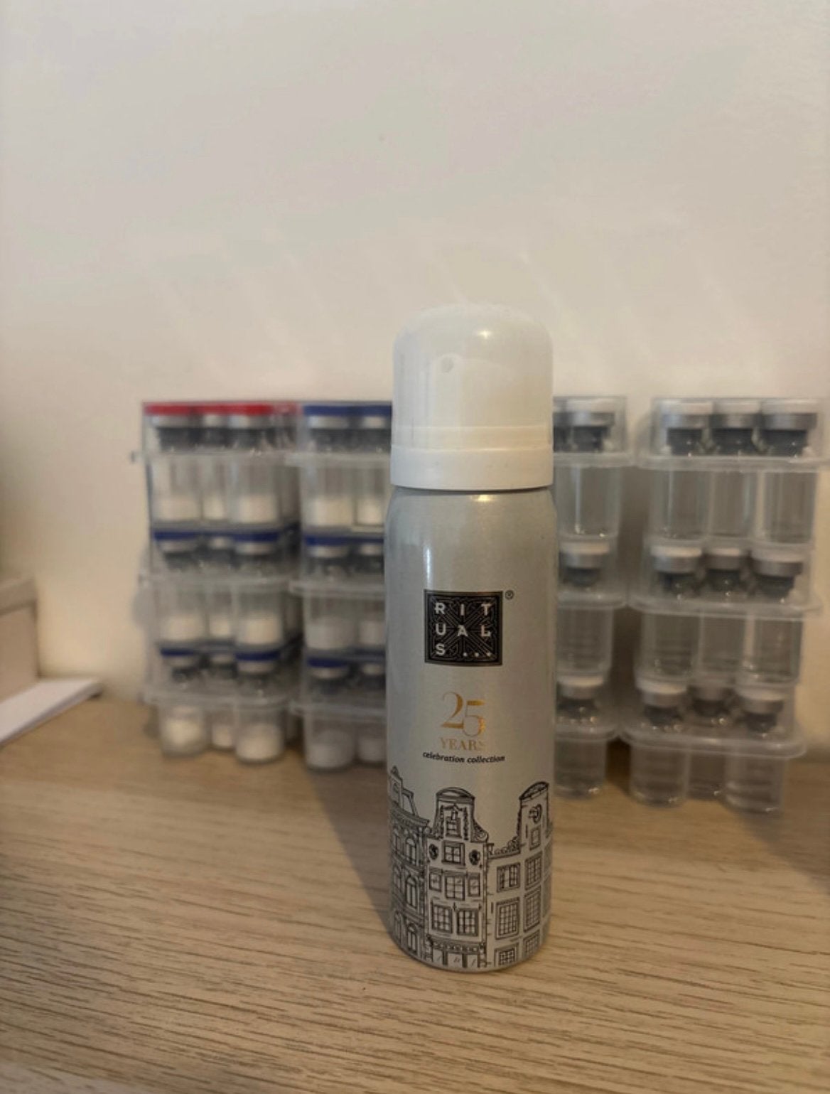 R3 TA Mousse rituals, Enlèvement, Comme neuf, Accessoires