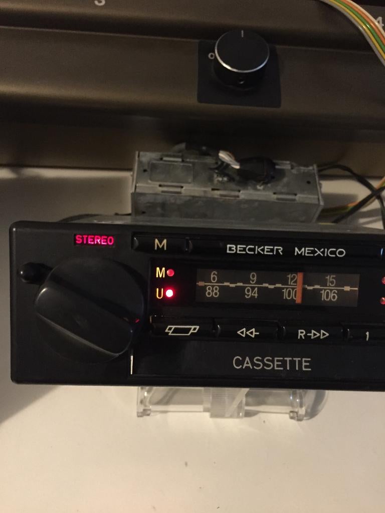 BECKER  radio cassette  PERFECT WERKEND, Autos : Divers, Autoradios, Enlèvement ou Envoi, Utilisé