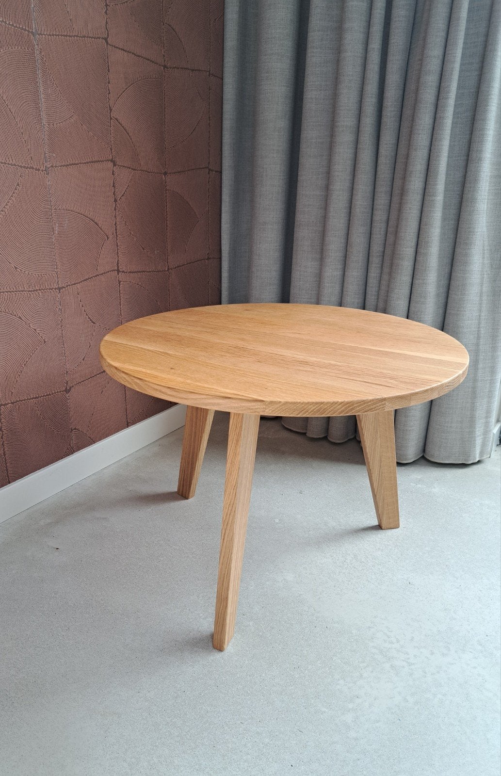 *Nieuw* Prachtige massief eiken bijzettafel, Huis en Inrichting, Ophalen, Minder dan 45 cm, Rond, Nieuw