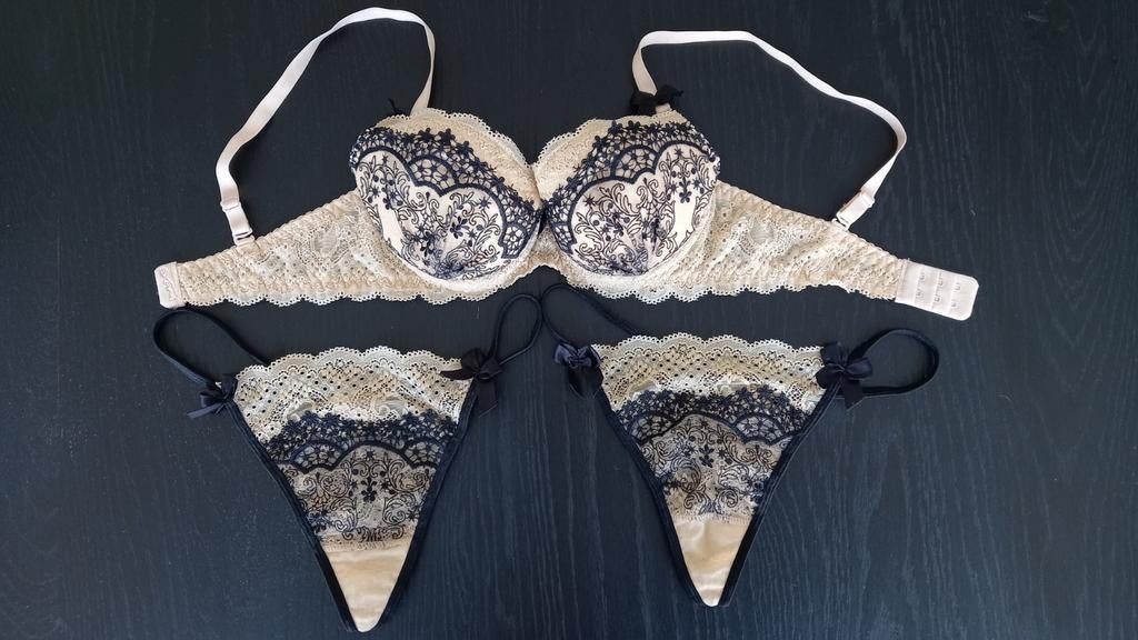 Ensemble de lingerie neuf push-up 85b + 2 strings 36, Enlèvement ou Envoi, Ensemble