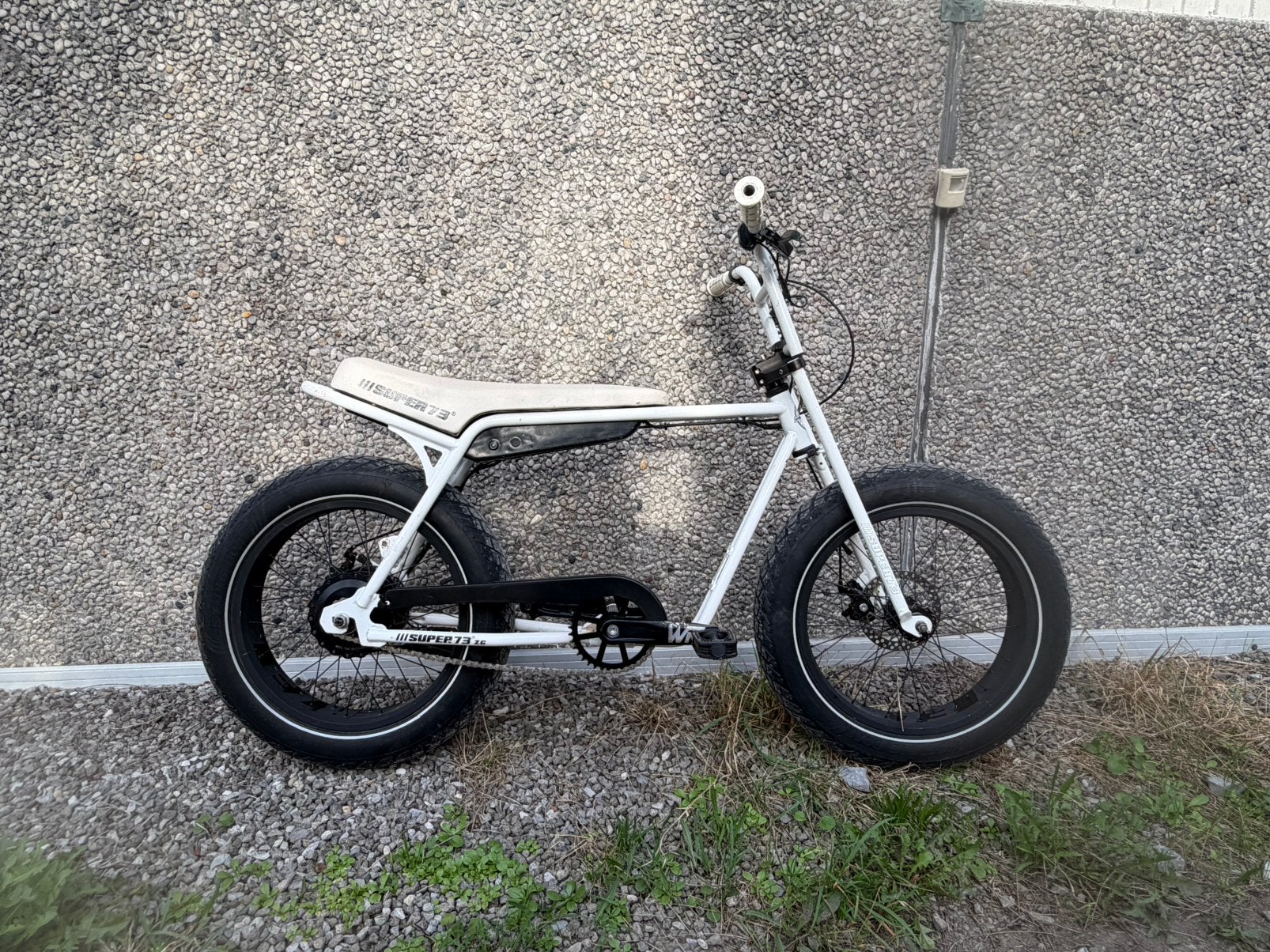 Super73 fatbike e-bike bmx, Vélos & Vélomoteurs, Enlèvement, Utilisé, 30 à 50 km par batterie, Autres marques
