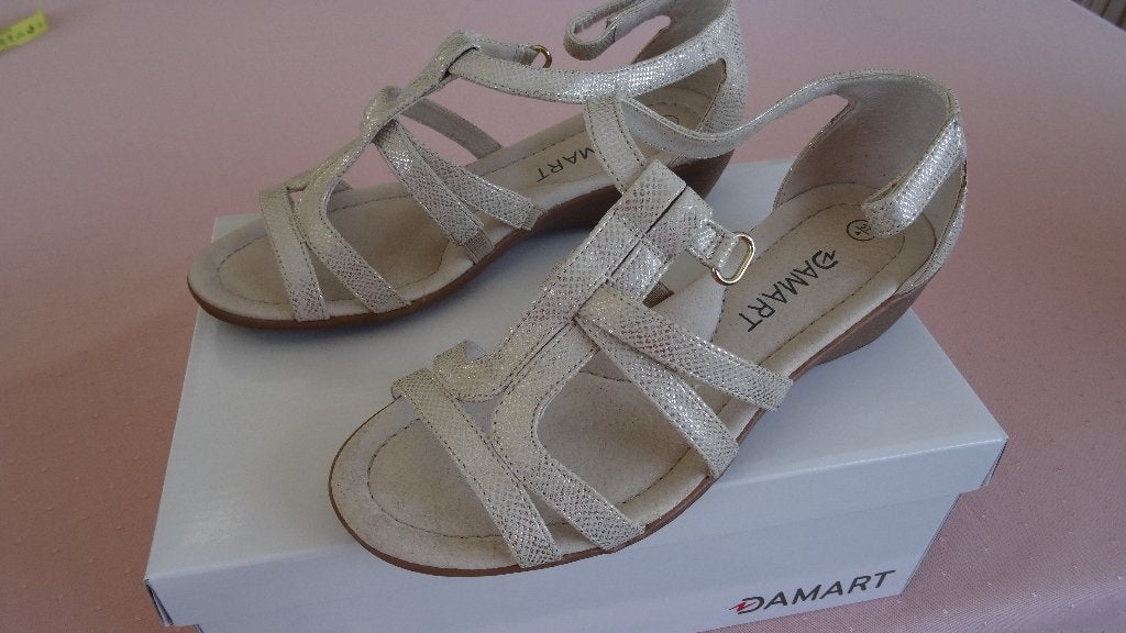 SANDALEN (SALOME) DAMART MAAT 37, Beige, Zo goed als nieuw, Damart, Sandalen of Muiltjes