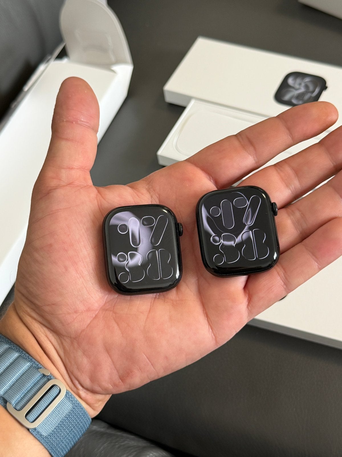 Apple Watch 10 et 11, 46 mm Jet Black NEUF!! Vd/éch, Neuf, Étanche, IOS, Enlèvement