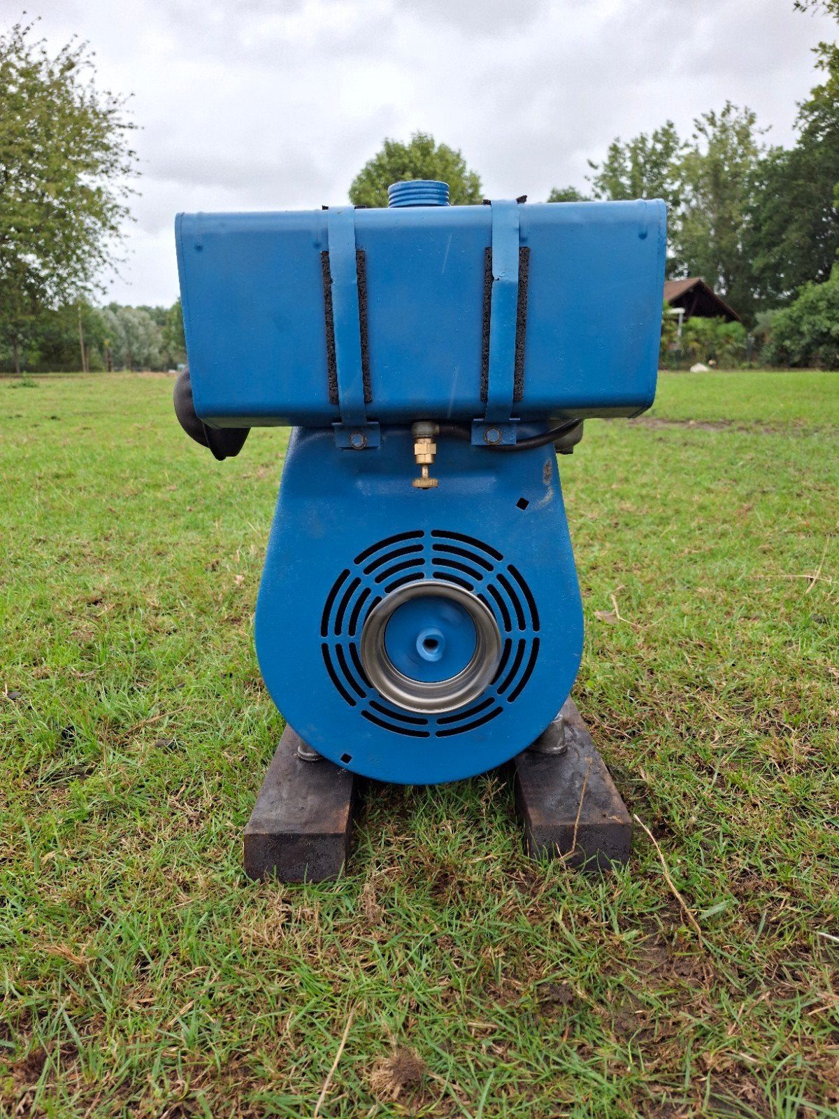 Bernard W110 TER, Enlèvement, Moteur à essence