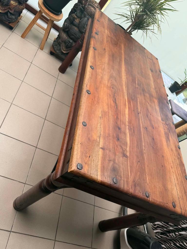 Massief houten koloniale tafel., Huis en Inrichting, Tafels | Eettafels, Ophalen, Koloniaal, 50 tot 100 cm, Zo goed als nieuw
