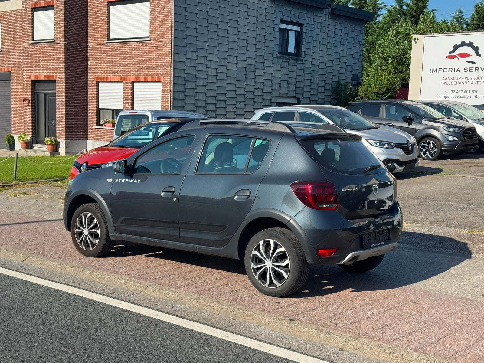 Dacia Sandero Stepway 0.9 Essence* 66 kW* 2017*, Argent ou Gris, Achat, 898 cm³, Euro 6