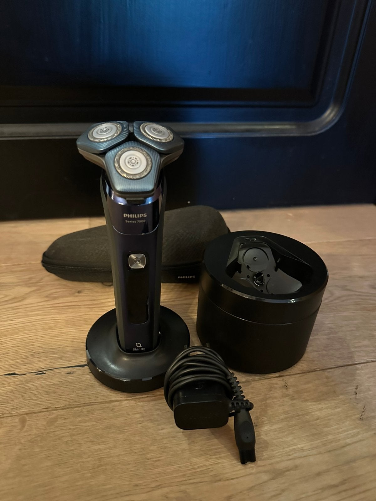 Philips series 7000 scheerapparaat, Elektronische apparatuur, Ophalen, Zo goed als nieuw, Scheren en Epileren
