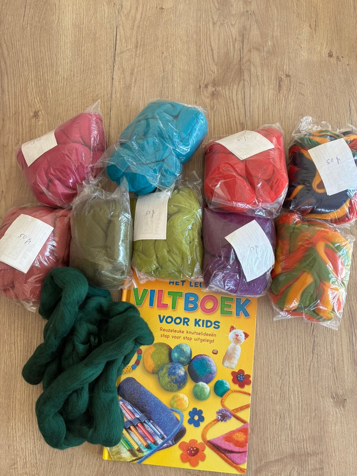 Vilt pakket, Hobby en Vrije tijd, Ophalen, Nieuw, Overige materialen, Knutselmateriaal