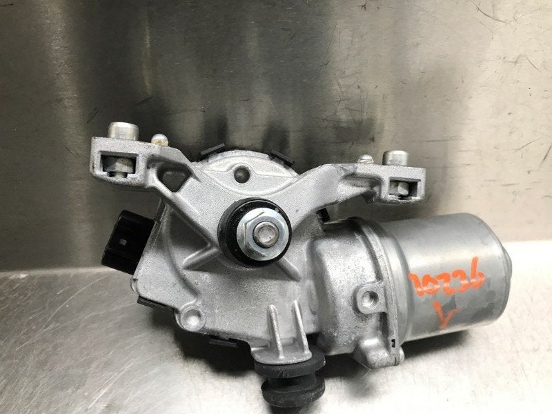 MOTEUR ESSUIE-GLACE AVANT Suzuki Ignis (MF) (|3811062R00|), Utilisé, Suzuki