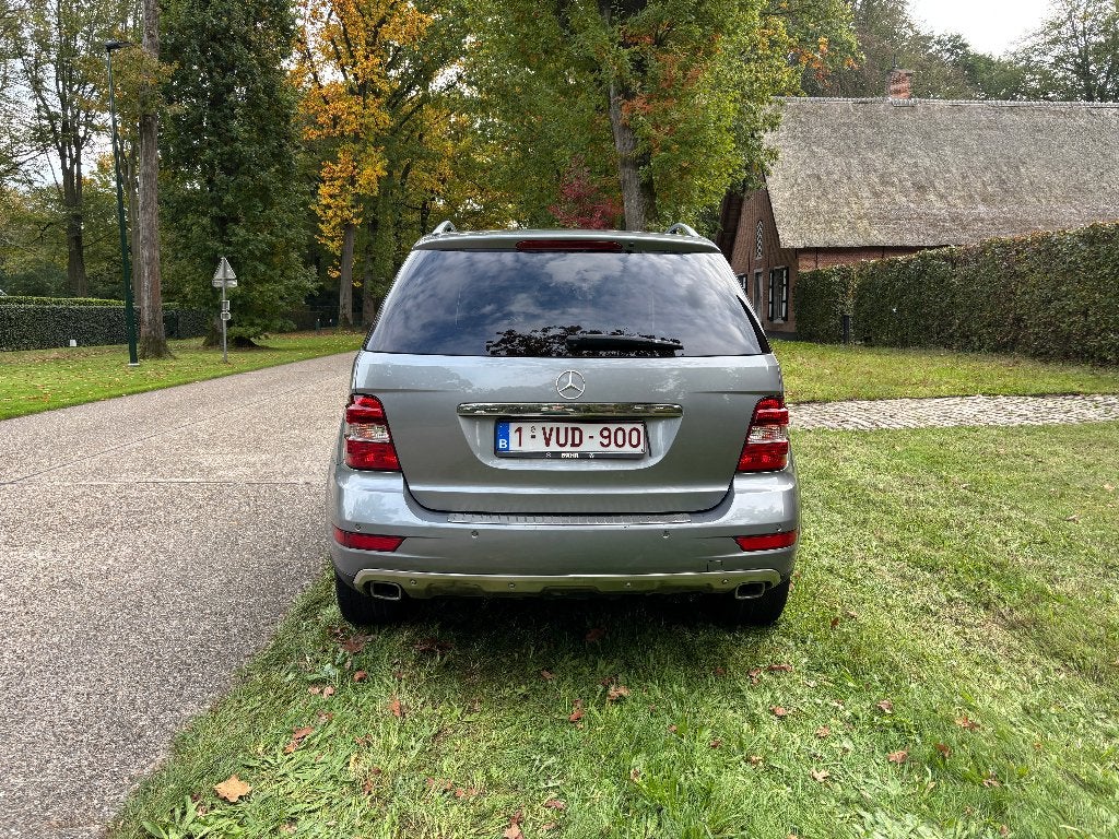 MERCEDES ML 300 CDI - utilitaire léger, Autos, Achat, 2987 cm³, Attache-remorque, 2 places