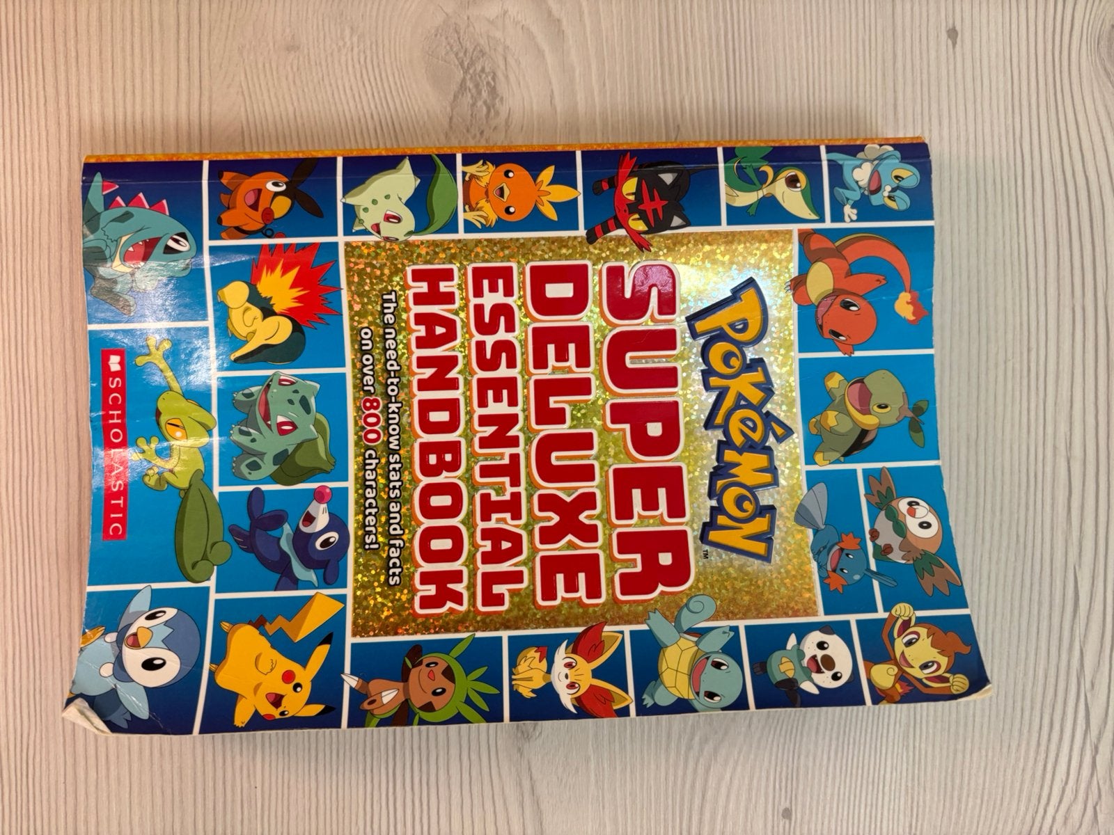 Pokemon: Super Deluxe Essential Handbook, Ophalen, Gelezen, Fictie algemeen