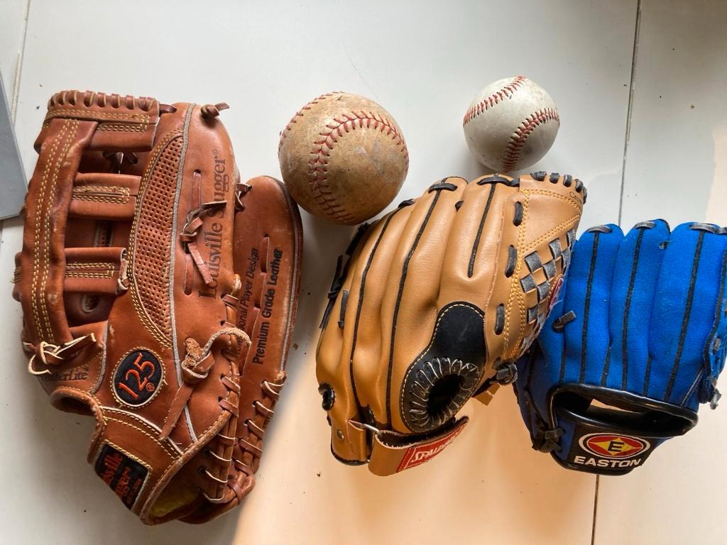 Lot gants de baseball enfant, Enlèvement, Utilisé, Baseball, Gant