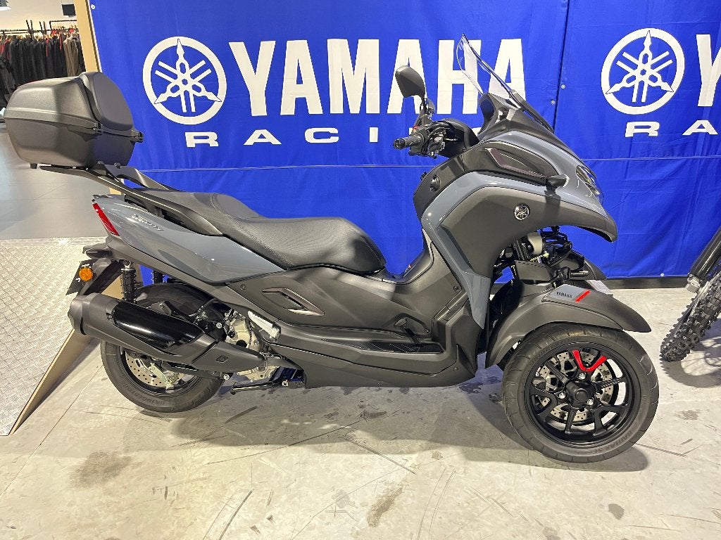 Yamaha Tricity 300 met MAAR 838KM, Motos, Scooter, Entreprise, Occasion, 292 cm³