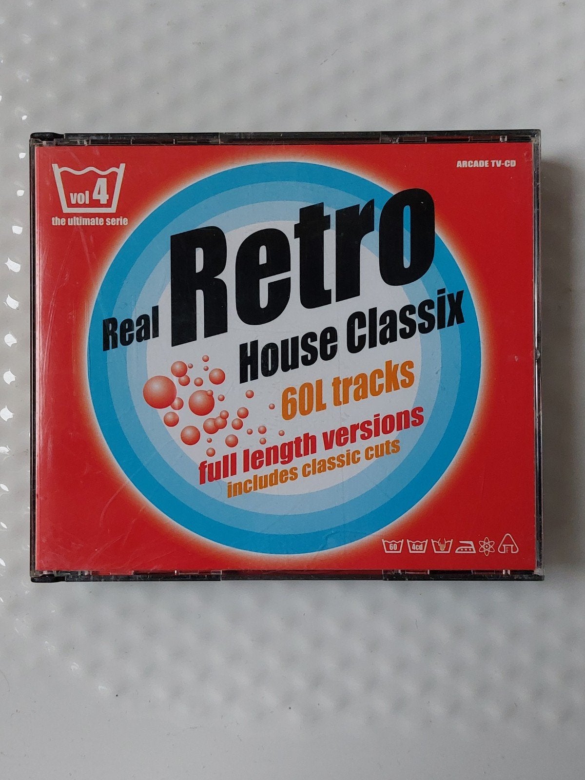 REAL RETRO HOUSE CLASSIX Vol.4, CD & DVD, Envoi