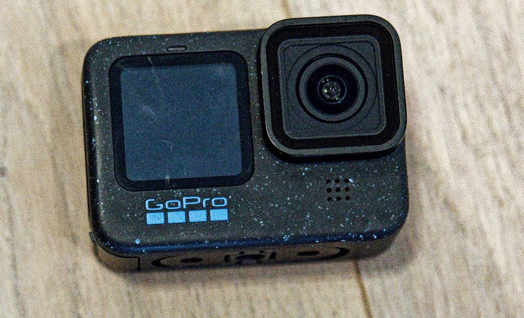 GoPro HERO 12 + Max Lens Mod 2.0 + 3 Accu's & Dual Charger, TV, Hi-fi & Vidéo, Enlèvement, Comme neuf, GoPro
