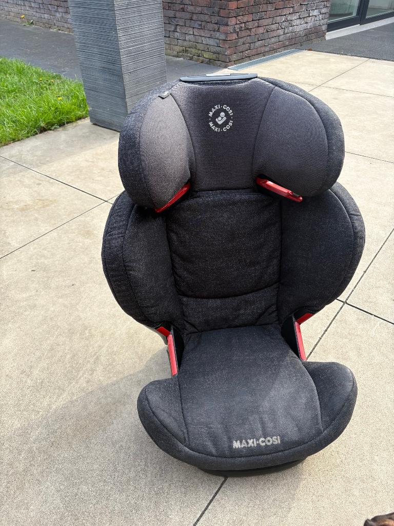 MaxiCosi IsoFix Autostoel - zeer goede staat, Kinderen en Baby's, Autostoeltjes, Ophalen, Verstelbare rugleuning, Gebruikt, 15 t/m 36 kg