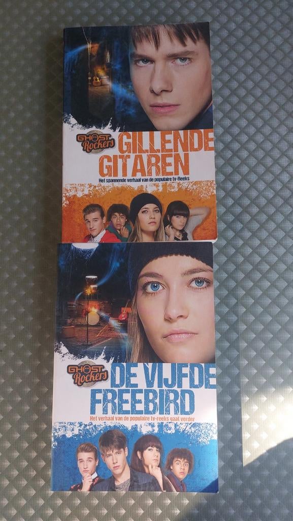 Ghost Rockers lot, Boeken, Ophalen