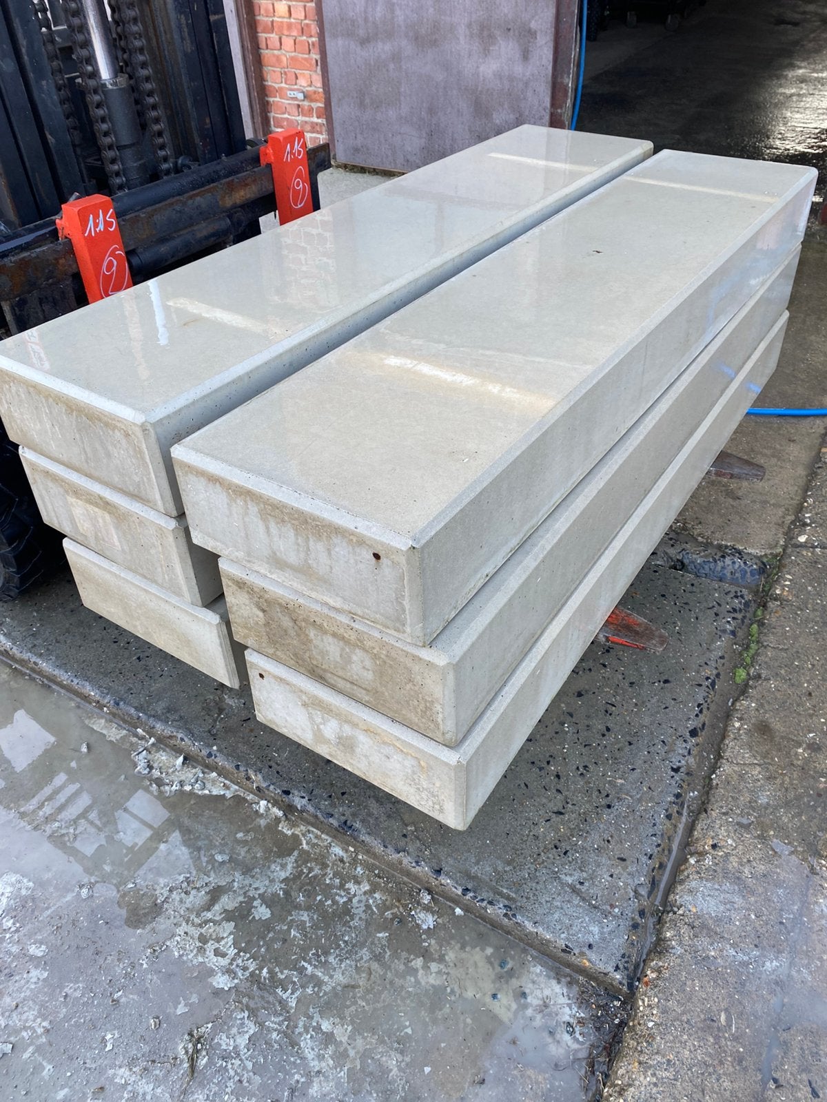 Beton traptreden, Ophalen, Zo goed als nieuw, Beton