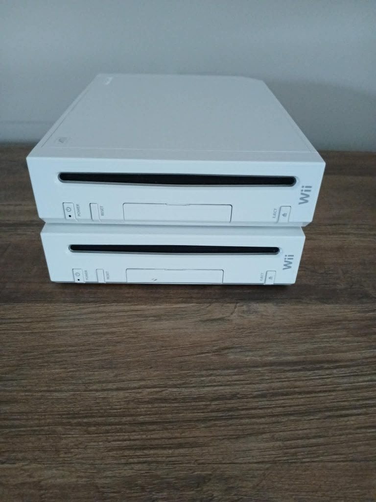 Wii console +++++, Enlèvement, Utilisé, Avec 3 manettes ou plus, Avec jeux