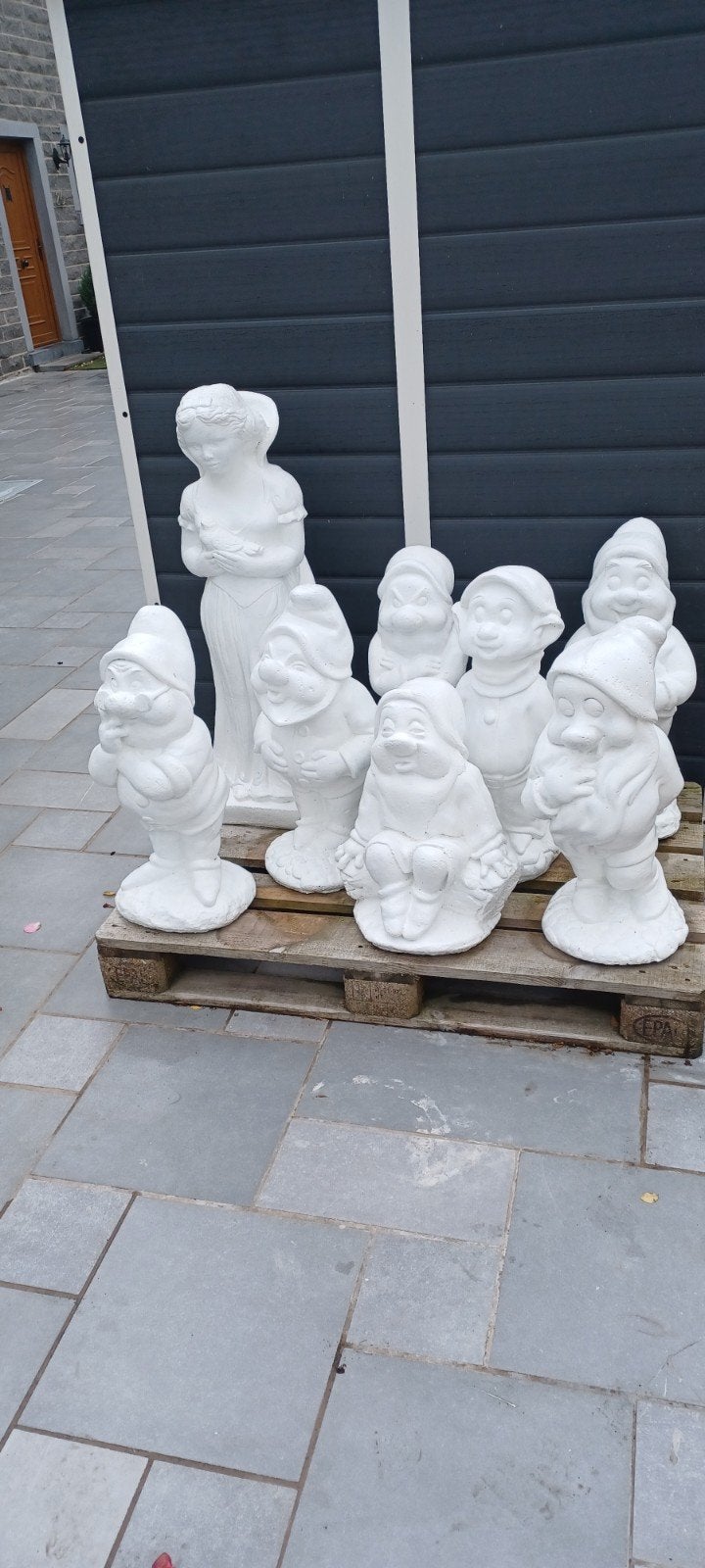 blanche neige et les sept nain, Enlèvement, Comme neuf, Autres matériaux, Nain de jardin