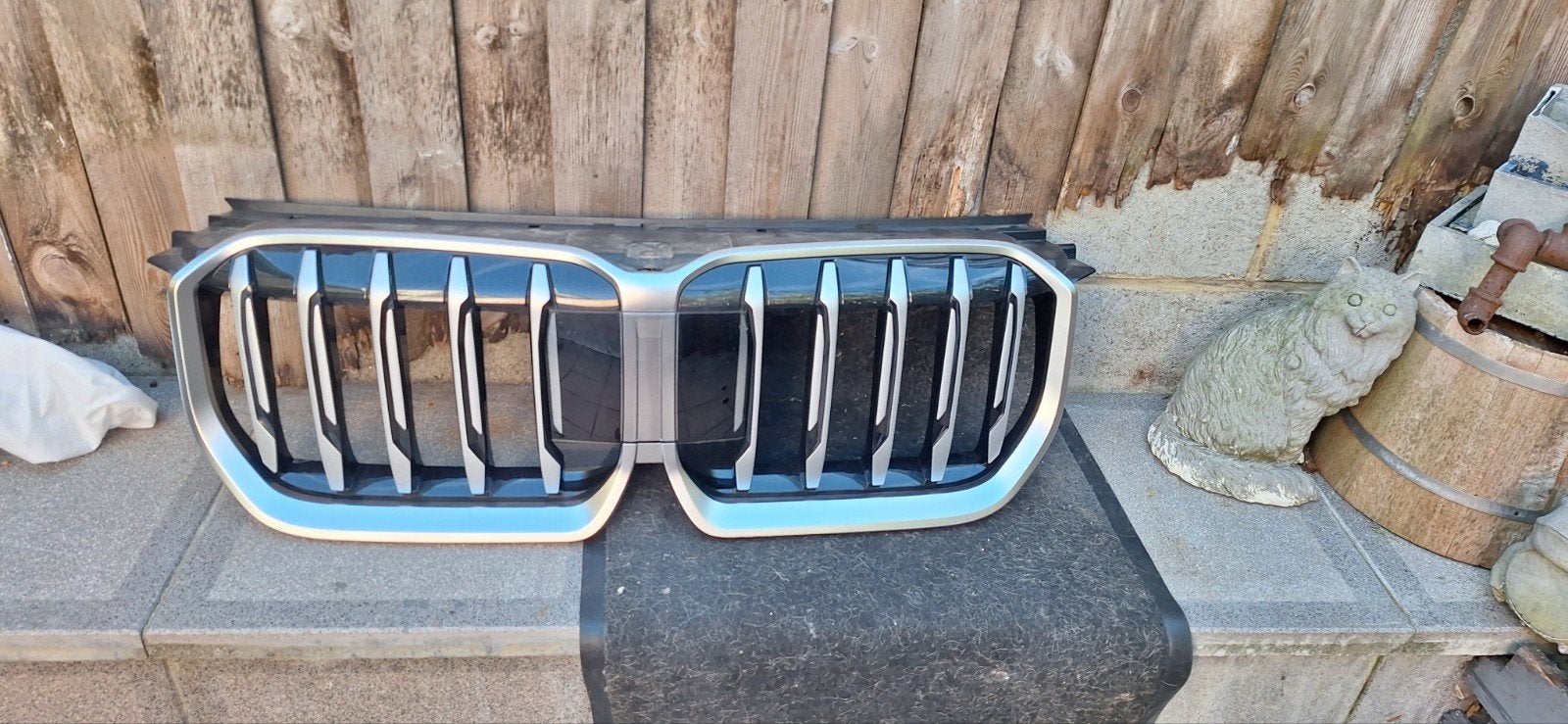 Calandre bmw x1 annee 2026 d orine, Autos : Pièces & Accessoires, Enlèvement, BMW