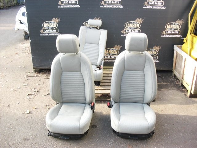 Discovery Sport L550 stoelen set kleur grijs leer Glacier, Auto-onderdelen, Jansen Laro Parts, Admin@jansenlaroparts.nl, Groenstraat 31B