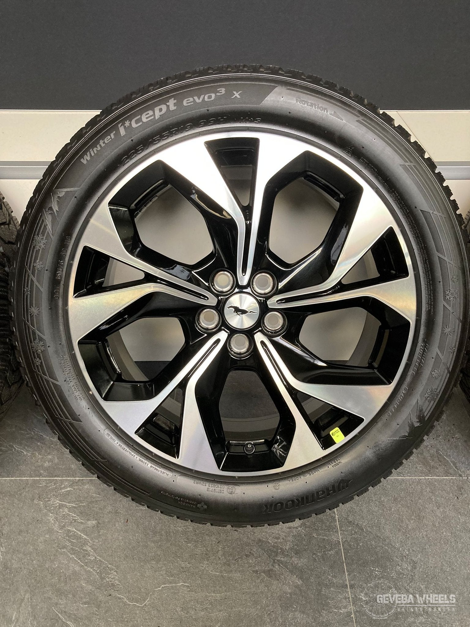 19” originele Ford Mustang Mach-e velgen winterbanden 5x108, Auto-onderdelen, 19 inch, Gebruikt, -, -
