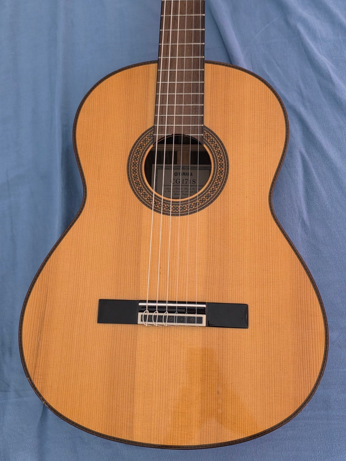 Yamaha CG171S Klassieke Gitaar – Met barst, Muziek en Instrumenten, Snaarinstrumenten | Gitaren | Akoestisch, Ophalen