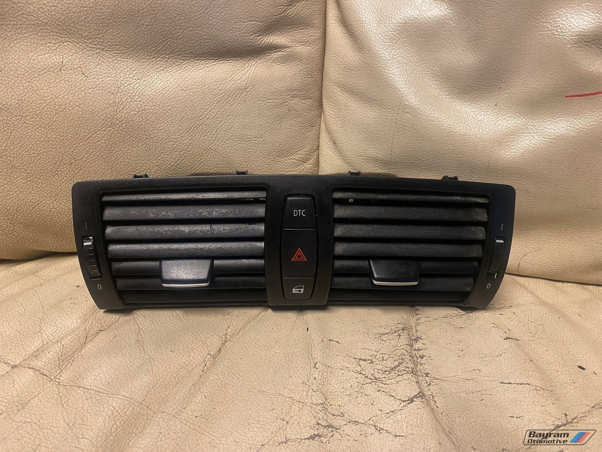 Bmw E87 luchtrooster unit midden 1-serie dashboard rooster, -, Utilisé, -, Enlèvement ou Envoi