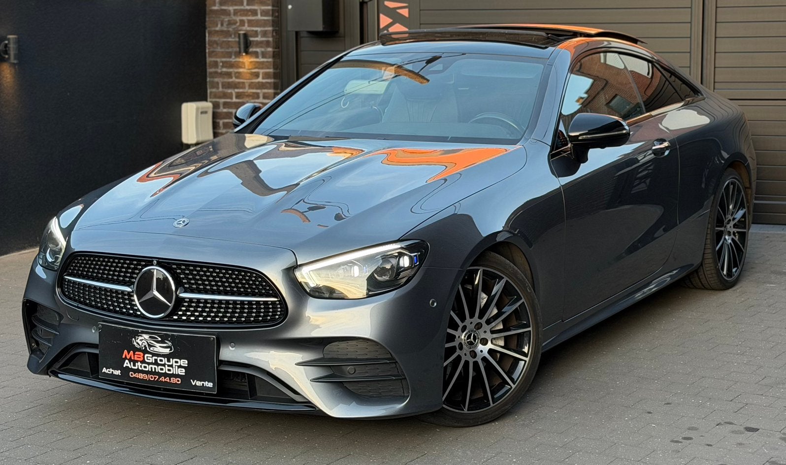 MERCEDES BENZ E220d COUPEPACK AMG CAM-360-BURMESTER-COCKPIT, Auto's, Automaat, 143 kW, Leder, Diesel