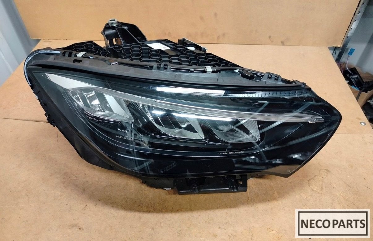 MERCEDES EQE W295 FULL LED HIGH PERFORMANCE KOPLAMP RECHTS, Gebruikt, -, Ophalen of Verzenden, -