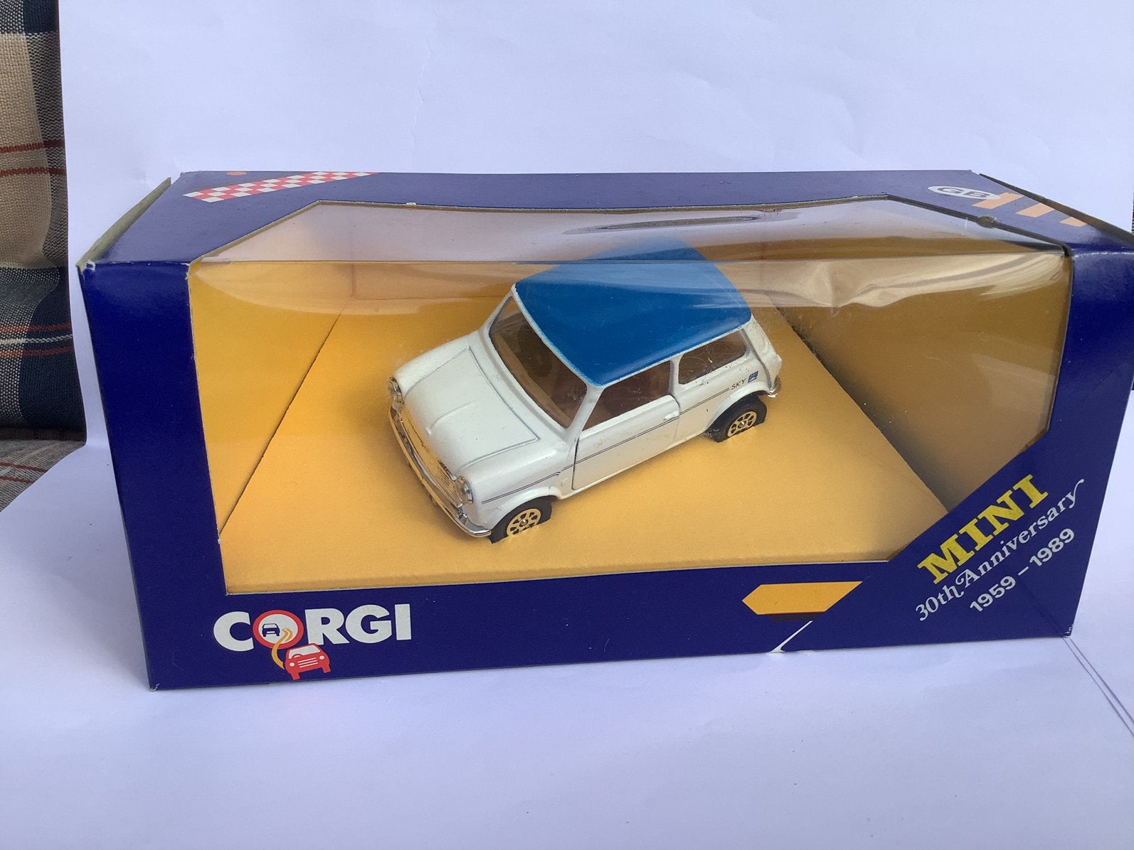 Corgi Mini 30th Anniversary 1959-1989, Enlèvement ou Envoi, Comme neuf