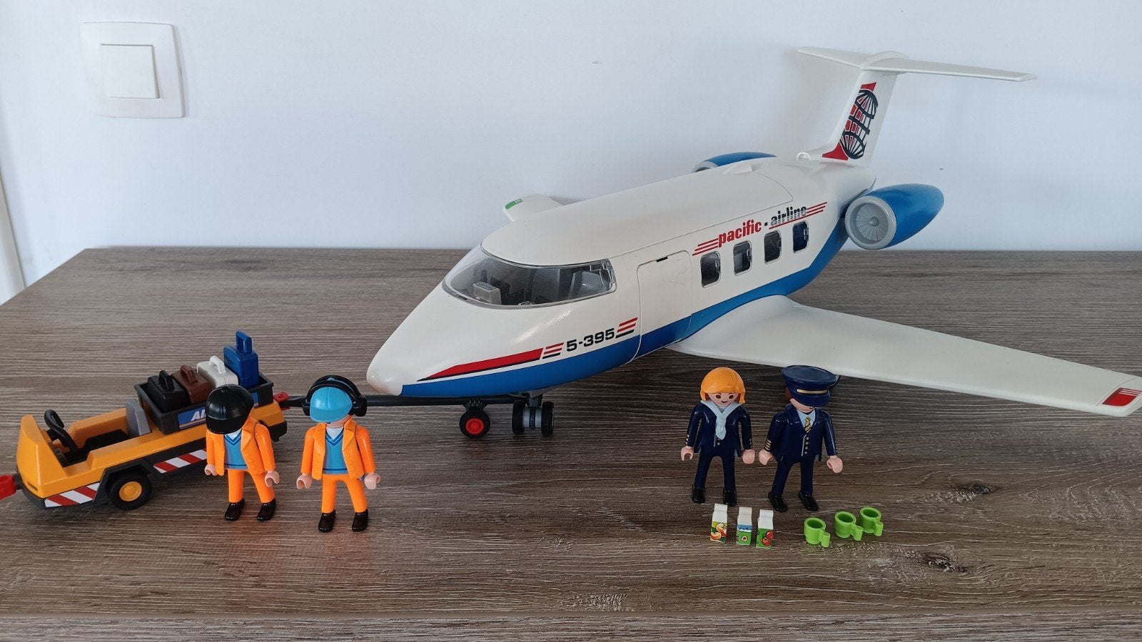 Playmobil vliegtuig met accessoires, Ophalen
