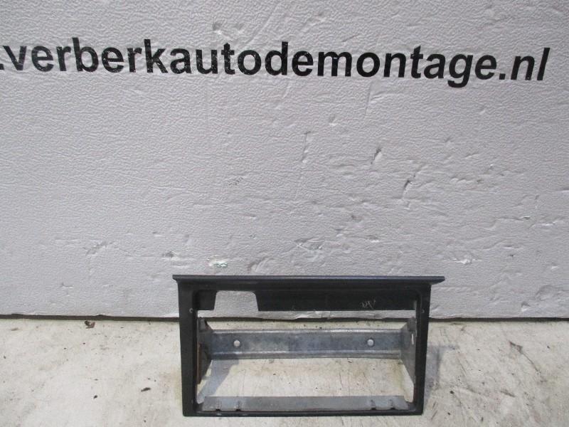 OPBERGVAK STOEL houder voor Mercedes-Benz / 8 (W115), Auto-onderdelen, Gebruikt, Mercedes-Benz