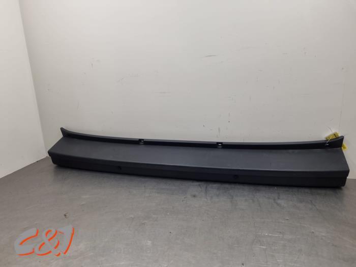 Achterbumper van een Volkswagen Crafter (ZWART), Gebruikt, -, Volkswagen, -