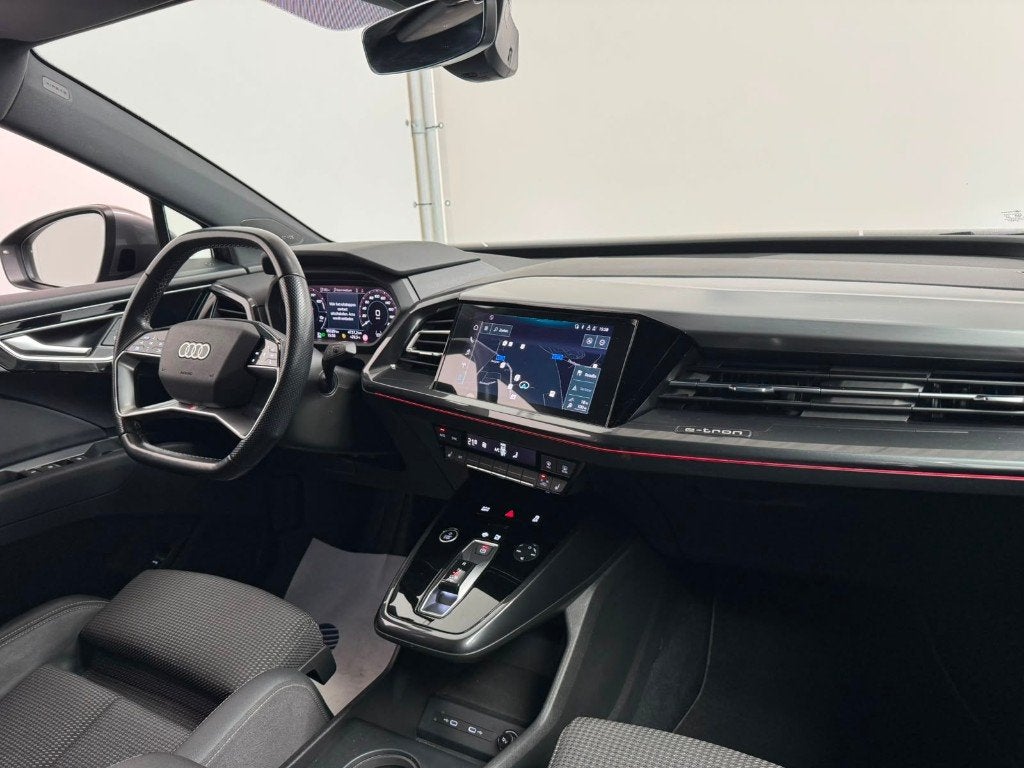 Audi Q4 e-tron Sportback 82 kWh 50 Quattro S-line *MATRIX*, Auto's, Audi, Automaat, Dealer onderhouden, 0 cilinders, https://public.car-pass.be/vhr/97414d02-cc2b-4d11-bd1c-186216e3c61b