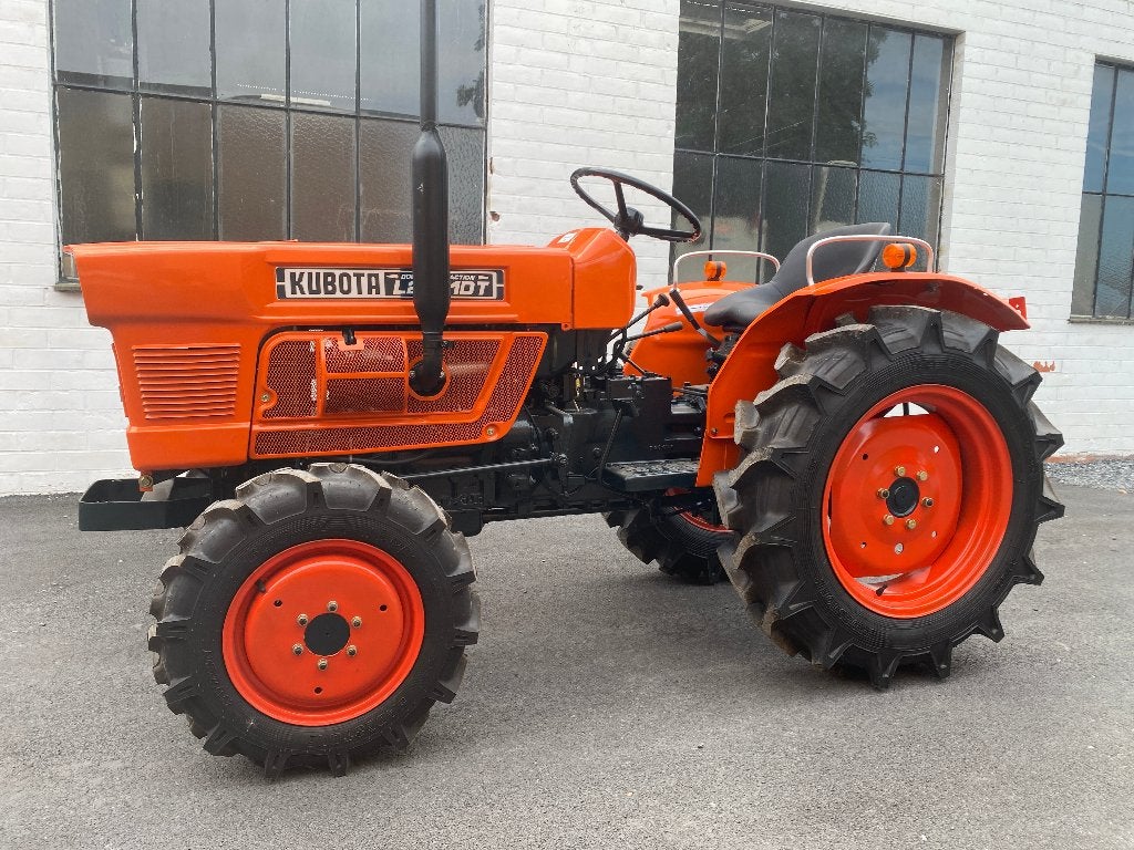 Mini-tracteur Kubota L2201 - 22CV - 4x4 - MICROTRACTORS.COM, Autres marques, Jusqu'à 2500, Jusqu'à 80 ch, Enlèvement