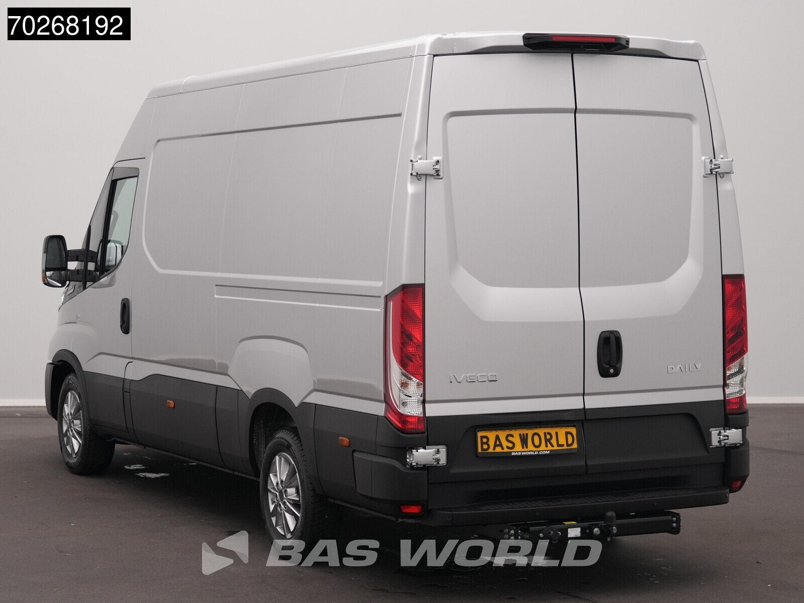 Iveco Daily 35S21 BPM VRIJ! 3.0L Automaat 210PK 3,5t Trekhaa, Neuf, Argent ou Gris, Achat, Euro 6