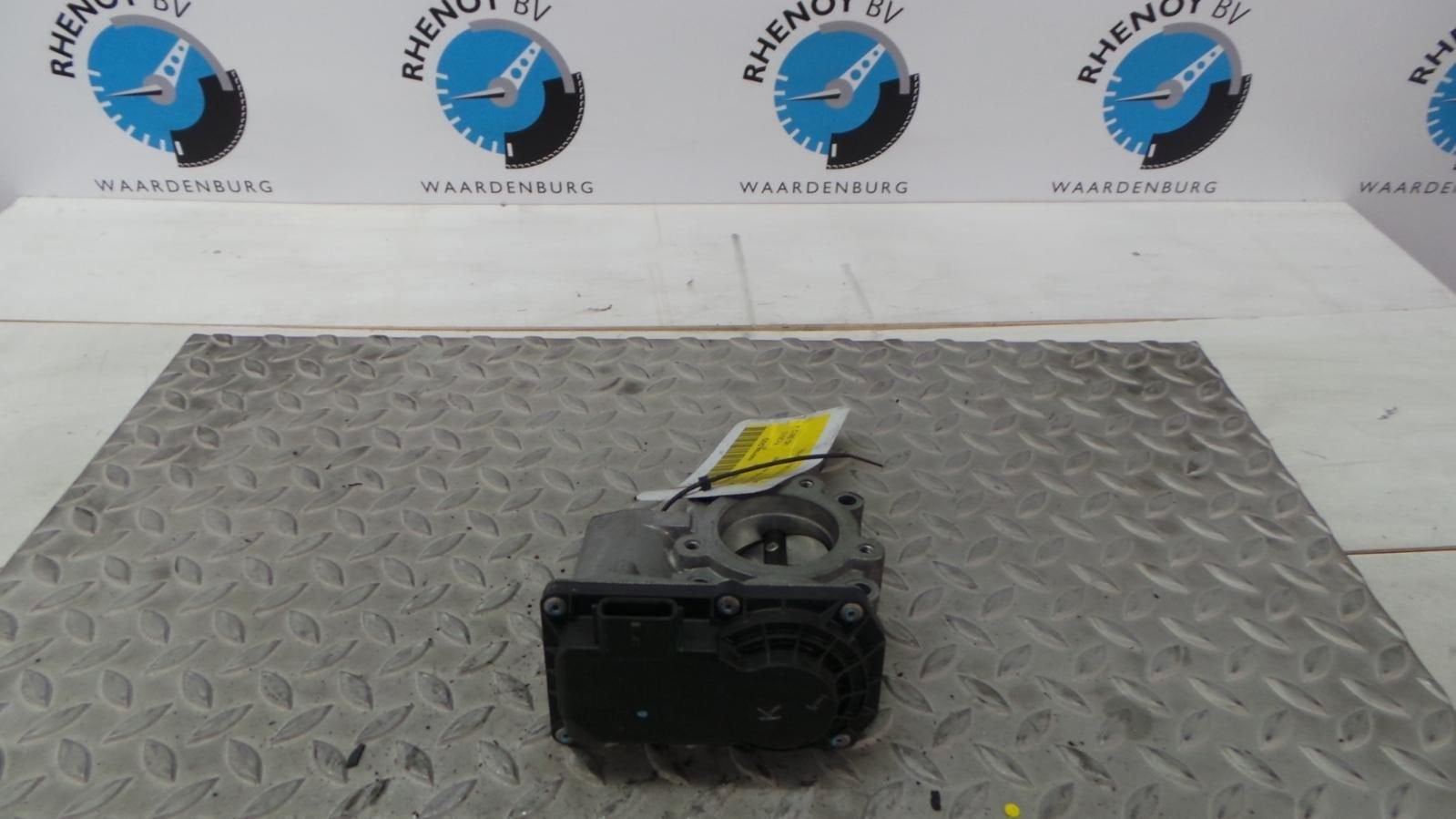 RENAULT CLIO GASKLEPHUIS 2010, Ophalen of Verzenden, Gebruikt, Stiba lid